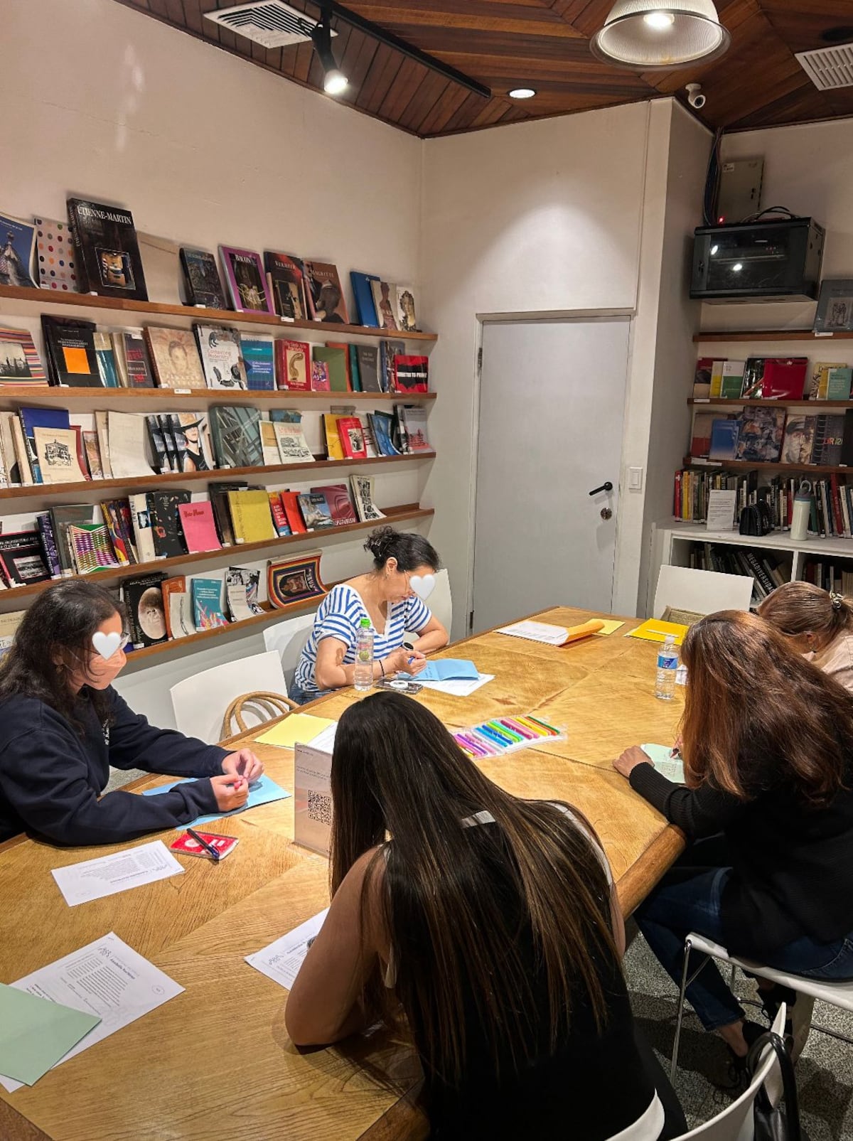 Lanzan programa gratuito de apoyo emocional para familias de pacientes con cáncer