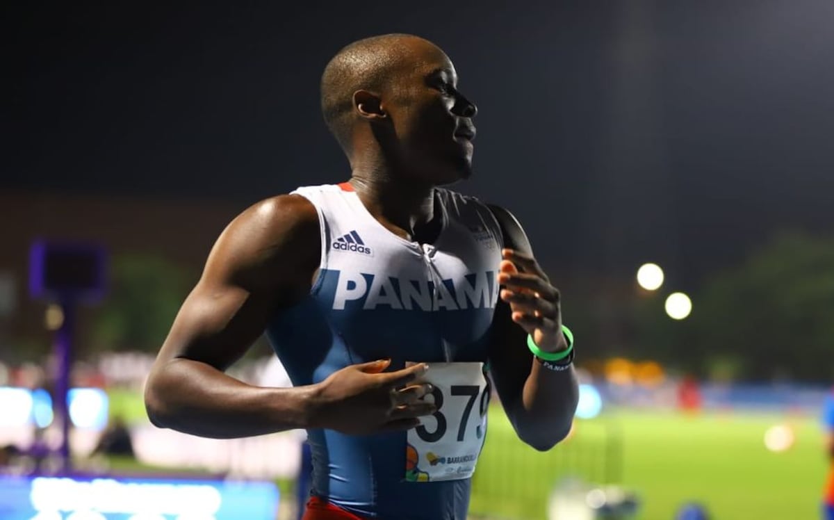 Alonso Edward rompe récord y clasifica a la final