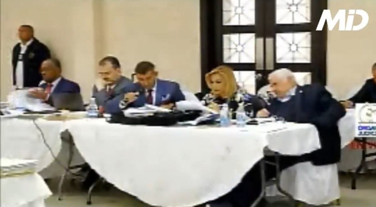 'No tengo ni un #x?! real': Martinelli. Víctimas exigen más de $50 millones