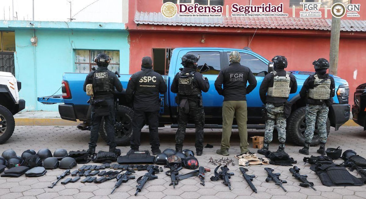 Detienen a alcalde por presuntos nexos con red de robo, extorsión y secuestro en Puebla