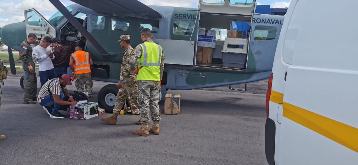 Transportan vía aérea medicamentos e insumos a las provincias de Bocas del Toro, Chiriquí y la comarca Ngäbe Buglé