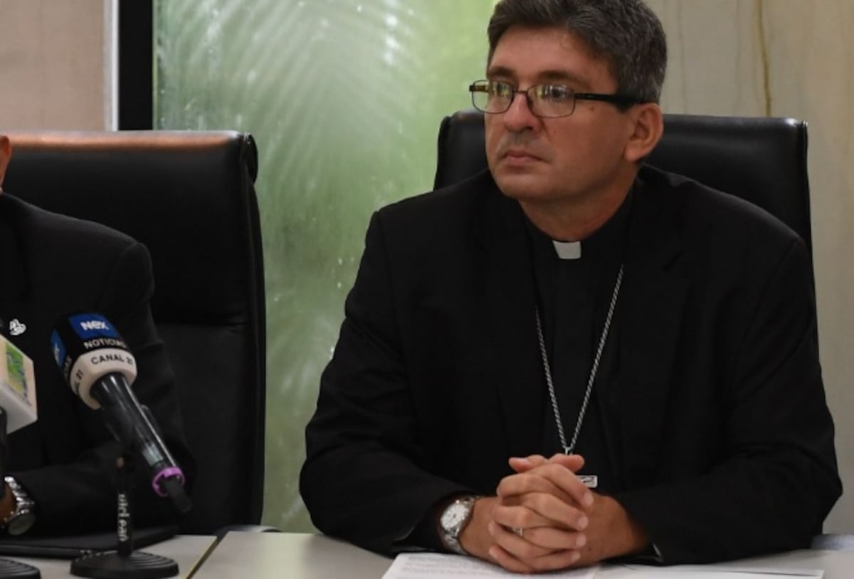 Editorial. Los violentos y los políticos corruptos son los ‘artesanos del mal’