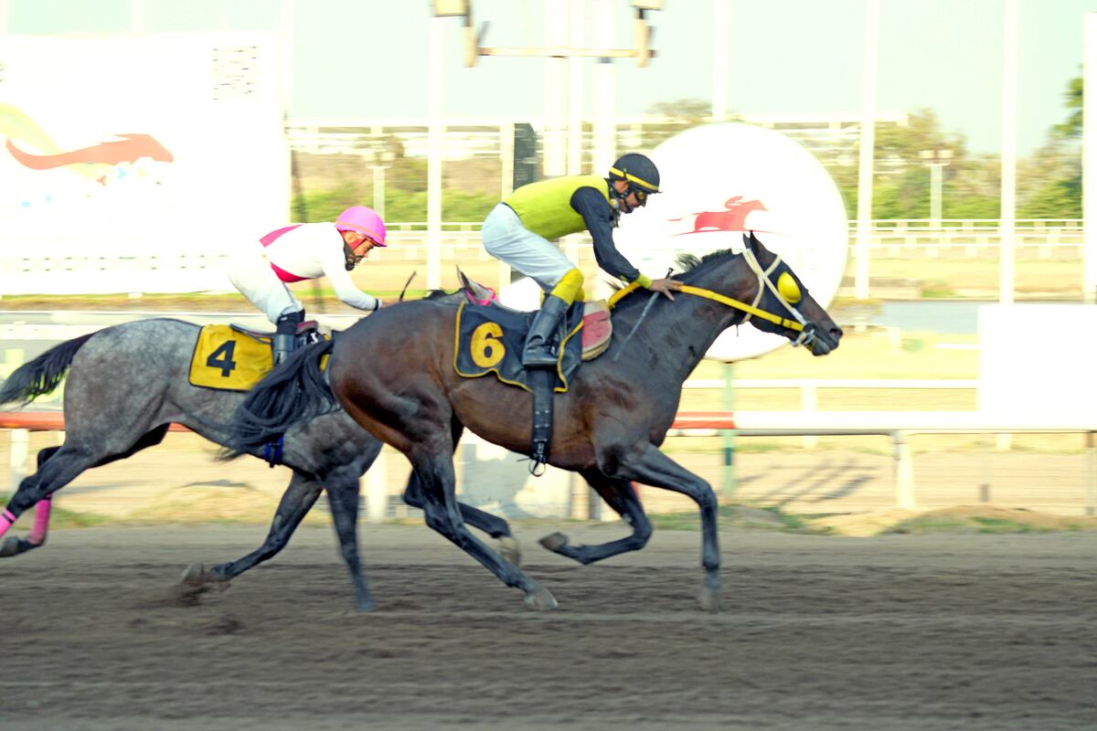 El Tzar conquista el Clásico Heraclio Barletta Bustamante