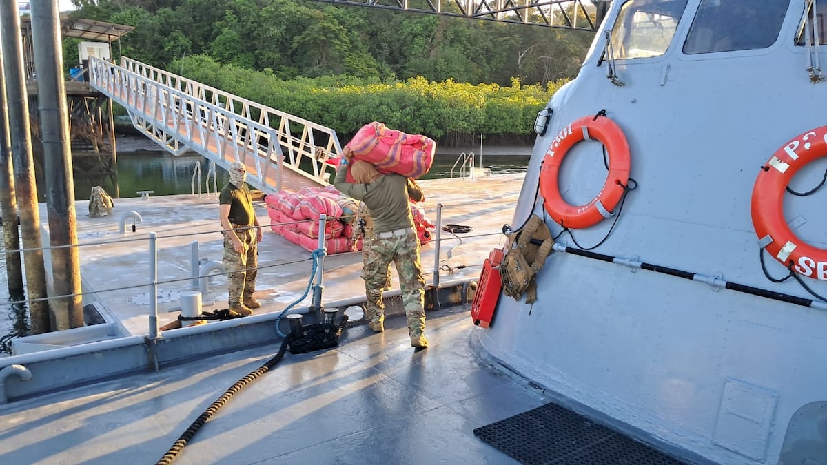 Detectan movimientos sospechosos y descubren millonarios cargamentos