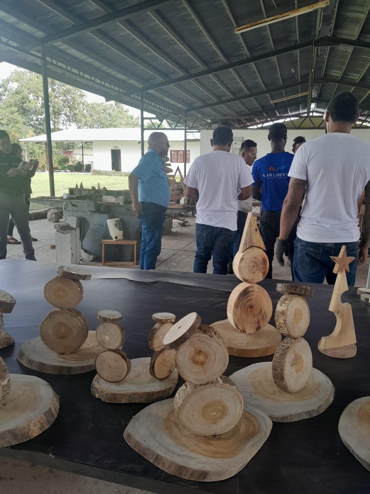 Manos que transforman: El arte que florece dentro de las cárceles