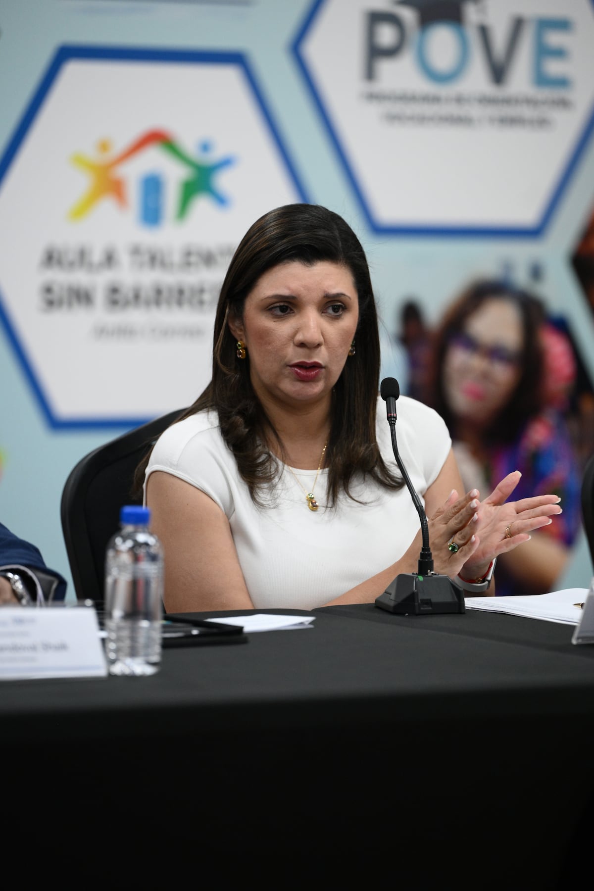 ‘No son trabajadores, son informales’. Ministra de Trabajo se pronuncia sobre paro de motorizados de PedidosYa