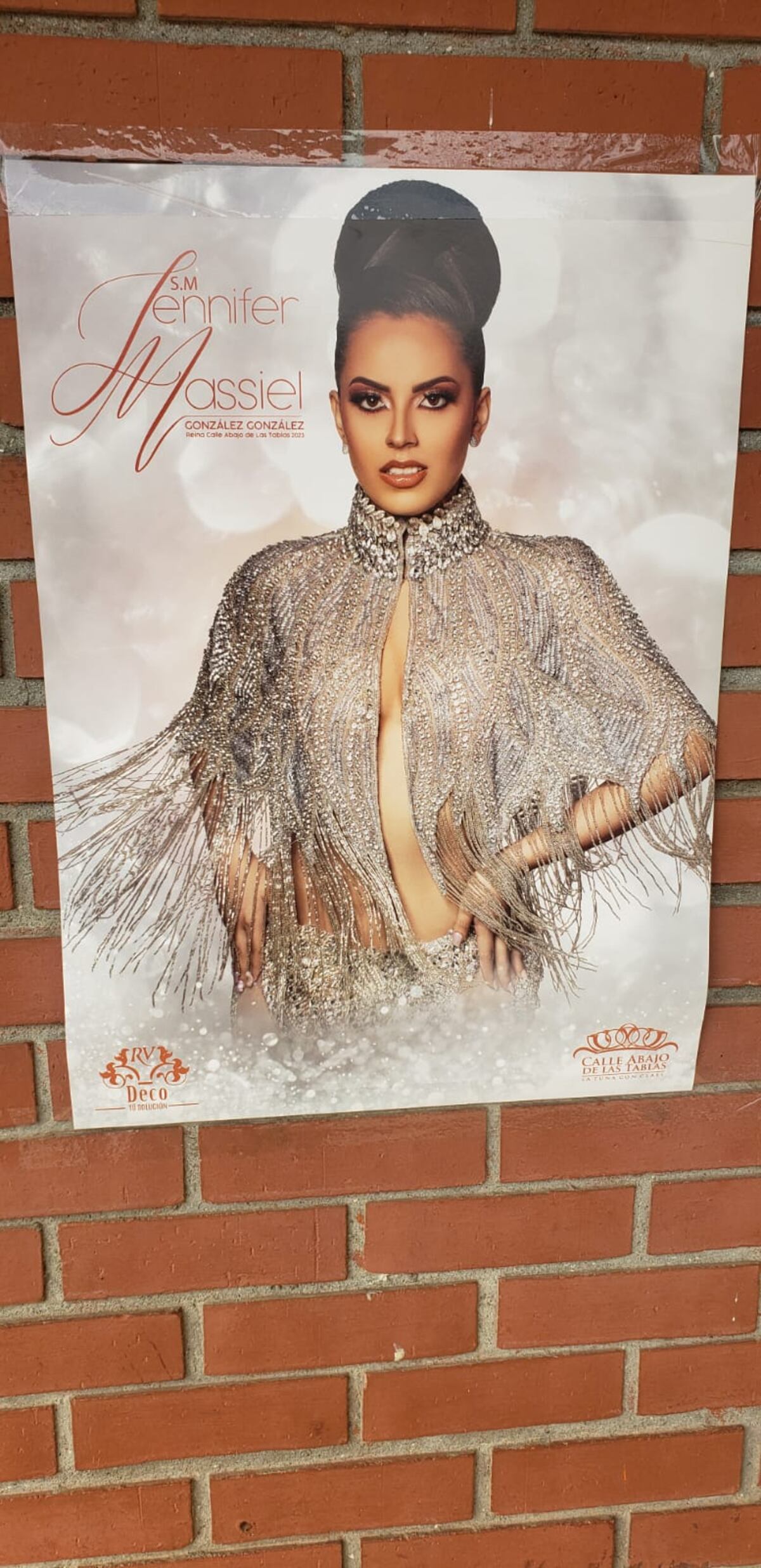 Así está la cosa. Ya comienzan a forrar con estructuras de metal el parque Belisario Porras de Las Tablas para los esperados carnavales