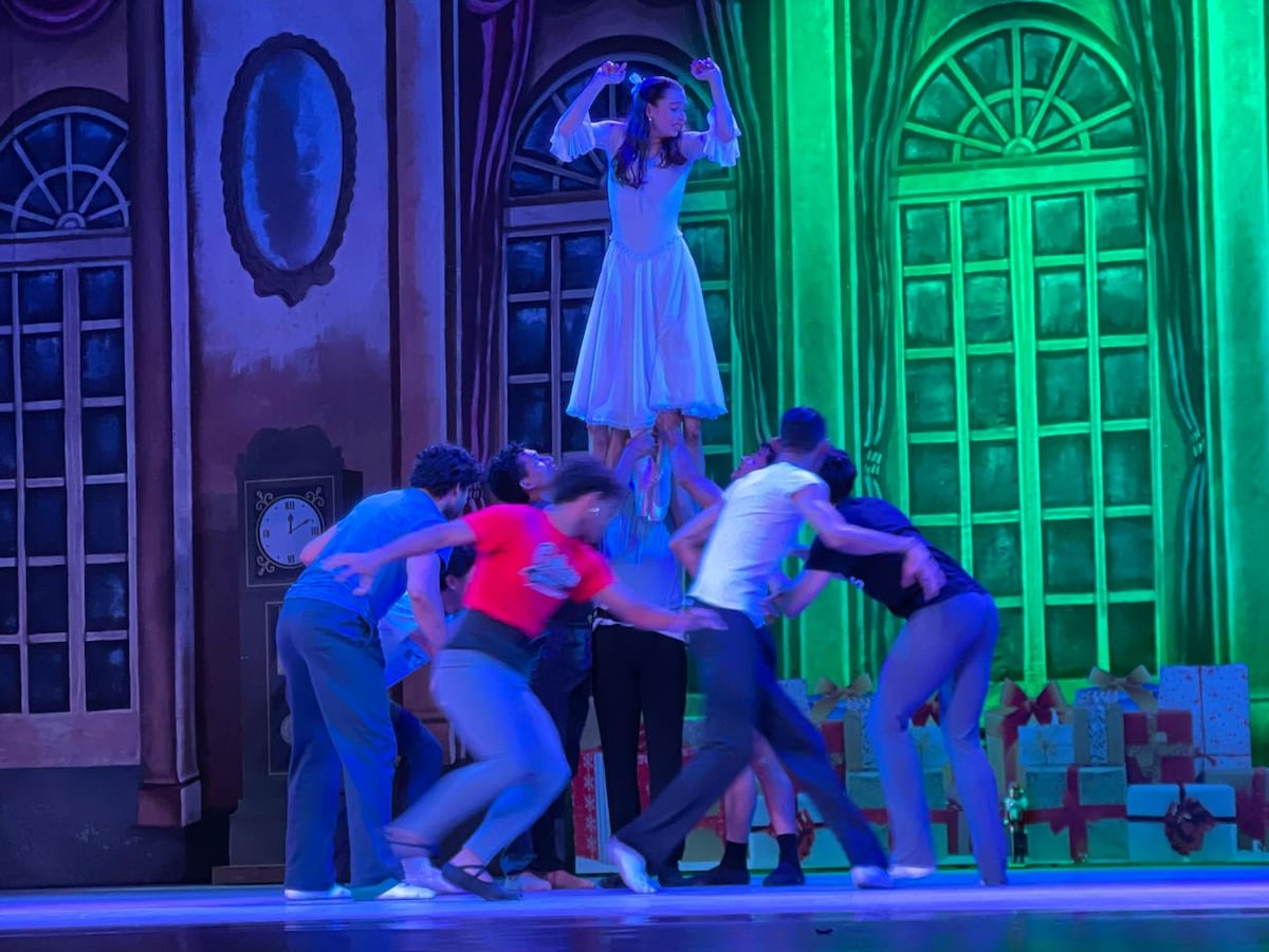 Así se prepara El Ballet Nacional para llenarse de Navidad con ‘El Cascanueces’