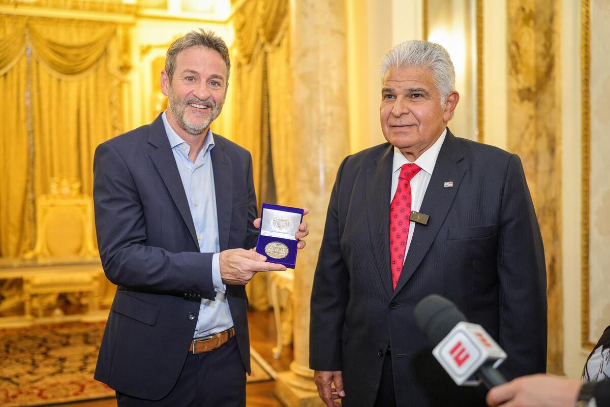 Mulino recibe a Christiansen y a los jugadores de Panamá tras la histórica clasificación al Mundial 2026