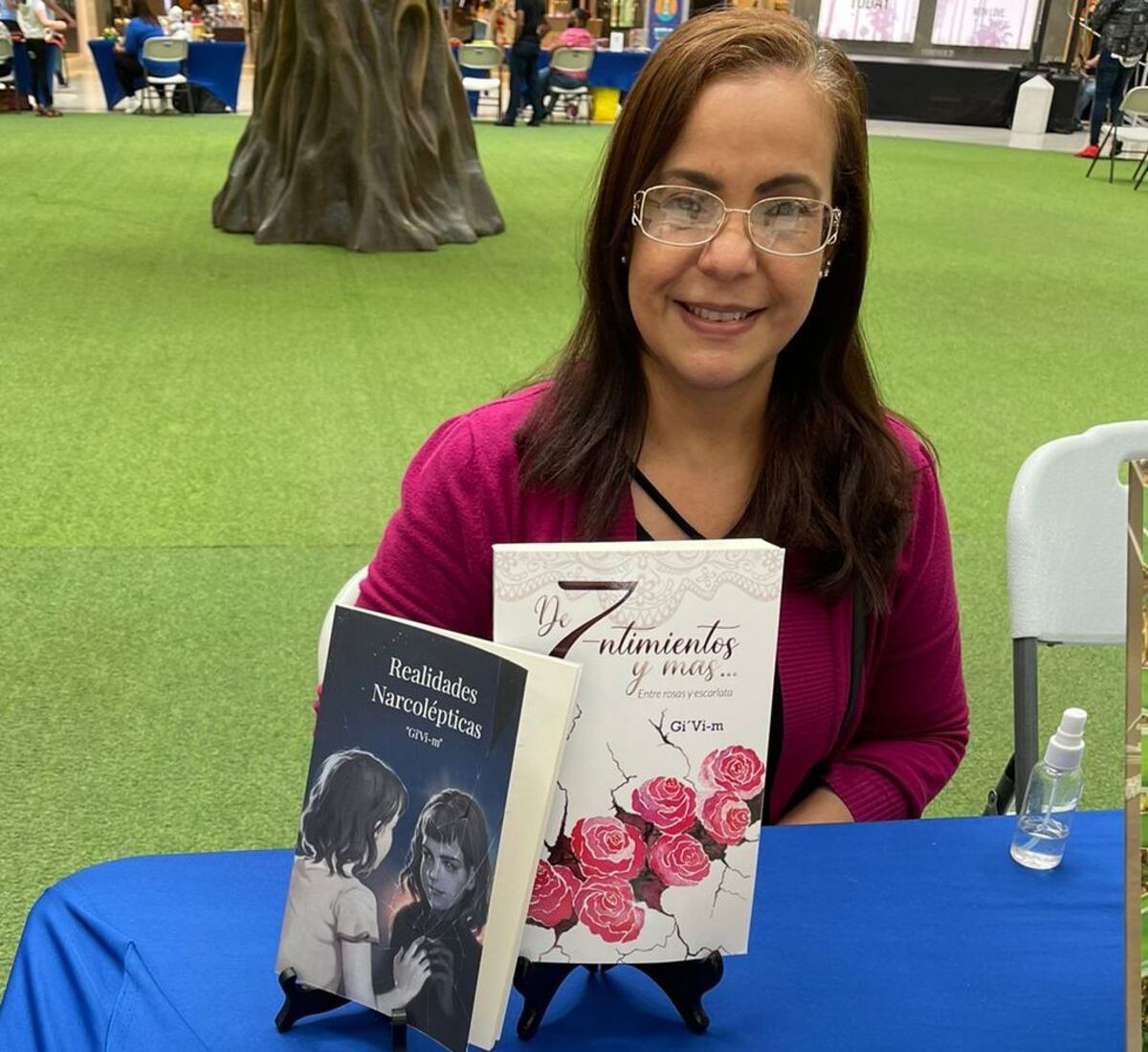 Tienen que leer De ‘7-ntimientos y más... entre rosas y escarlata’