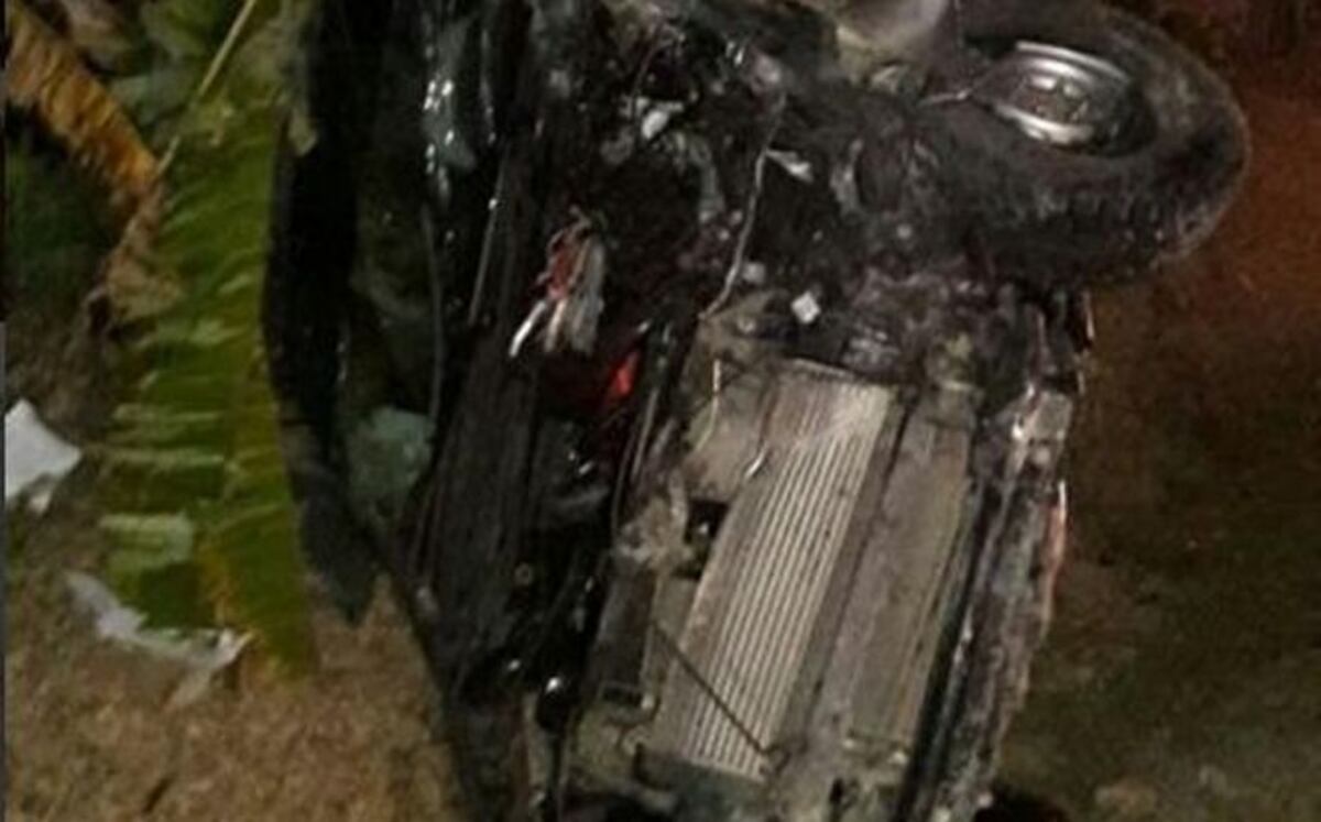 Hijo de representante del CD colisiona y se da a la fuga