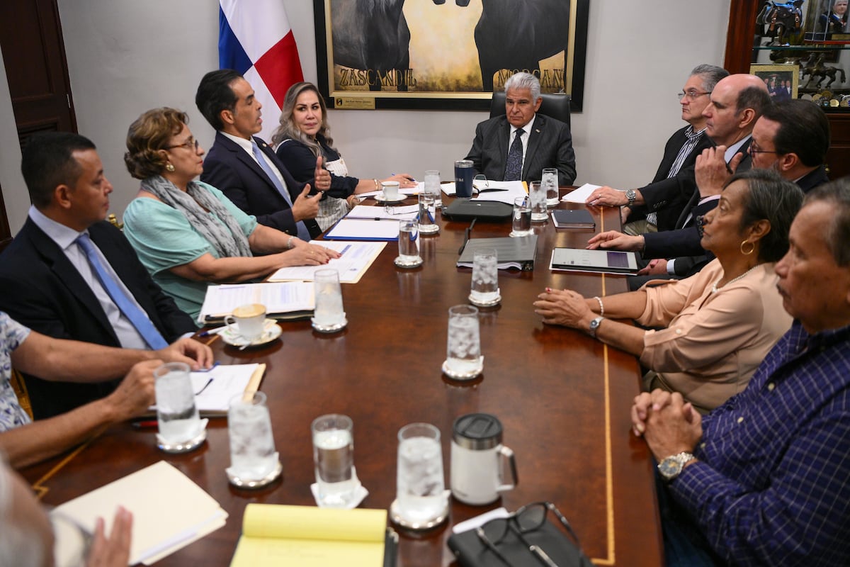Mulino, jubilados y empresarios buscan fórmula para aplicar nuevos descuentos