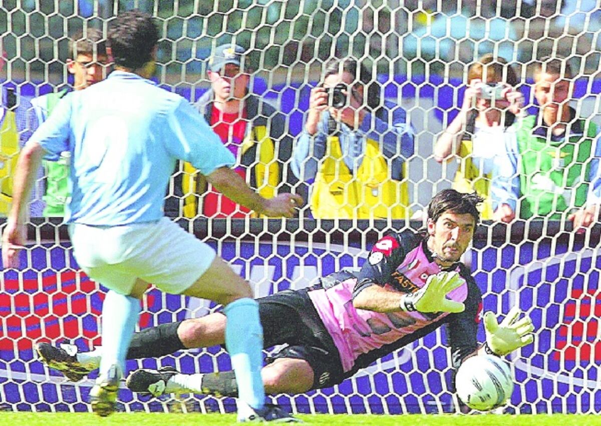 Seguro en el arco, pero Buffón pasó un lado oscuro en su carrera