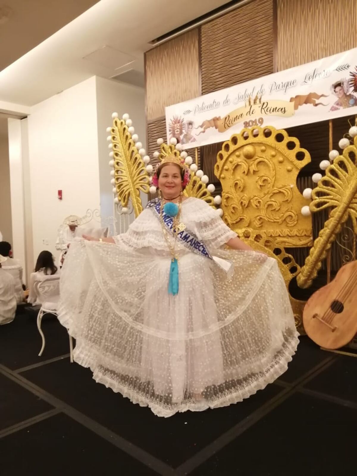 Nuevo Amanecer. Eligen a reinas de la Semana del Adulto Mayor