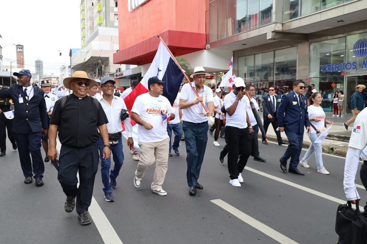 Marcha por la Vida y Panamá Pride 2025 coincidieron en un día lleno de mensajes sobre familia