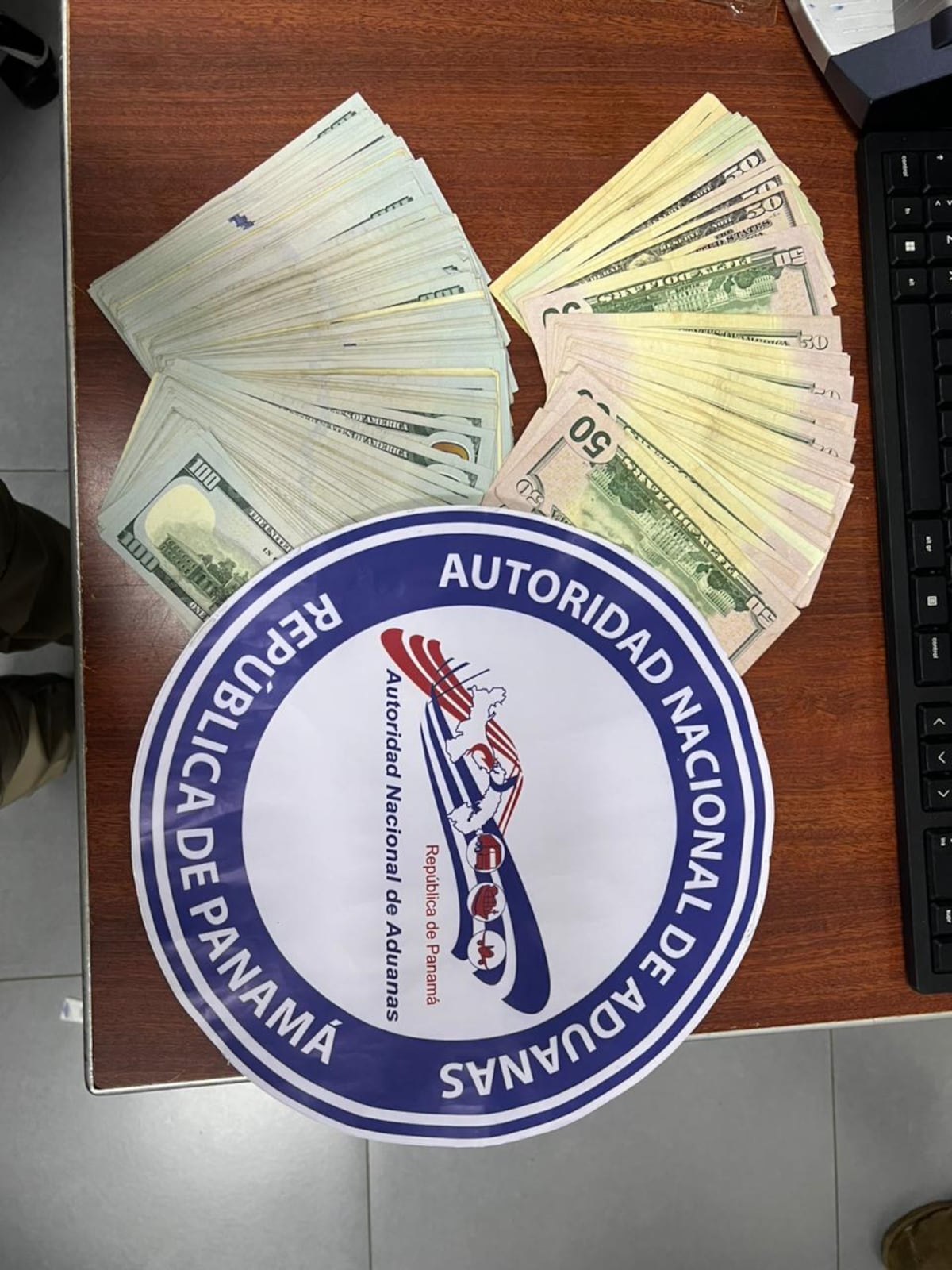 Más de 31 mil dólares retenidos en aeropuerto de Panamá: dos casos en un mismo día