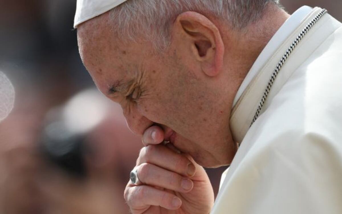 El Papa acepta la renuncia de obispo de EEUU acusado de abusos