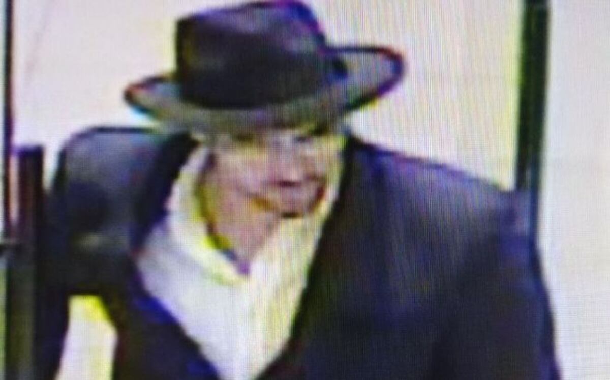 Roba Rolex podría ser venezolano. Se llevó unos 17 Rolex de Soho Mall