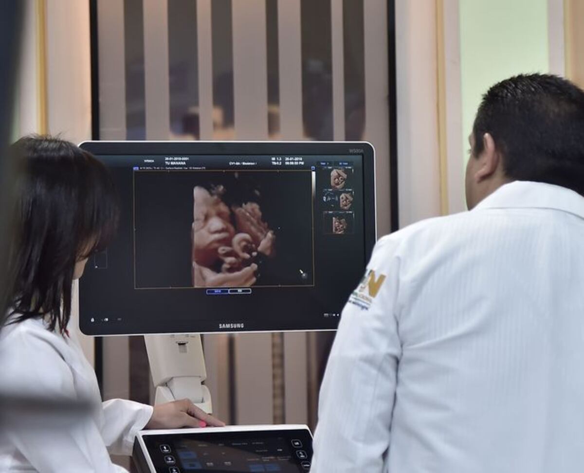 ¡AY, POR DIOS! Lo dijo. El papá de bebé de Yoani sí es Polo Polo|VIDEOS