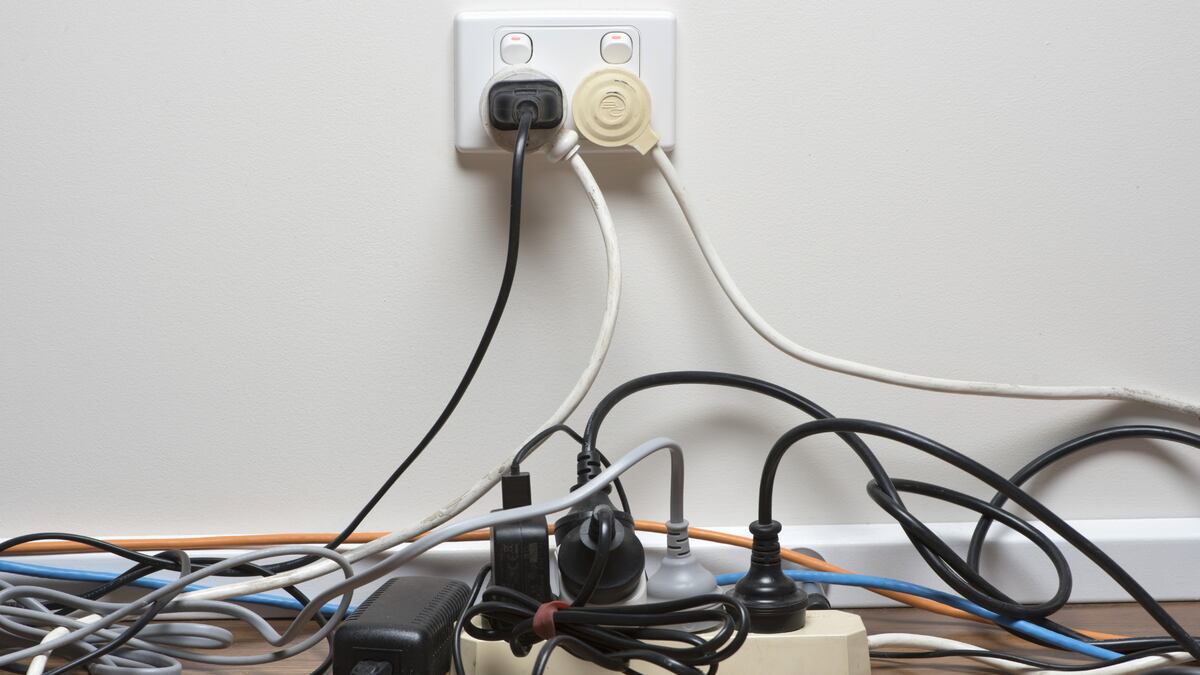 ENSA: cómo identificar y responder a riesgos eléctricos en el hogar