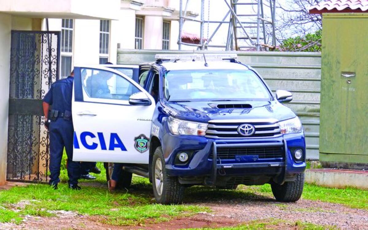 ¡DESALMADA! Mató a su bebé y lo escondió debajo de su cama