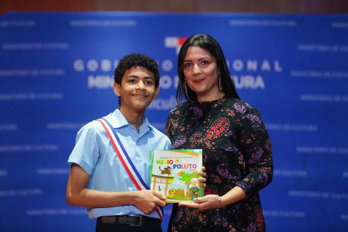 Niñez panameña se luce con historias en concurso infantil Medio Pollito