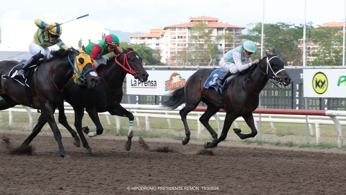 ‘Sol Victoreado’ gana en foto final carrera dedicada a Acodeco