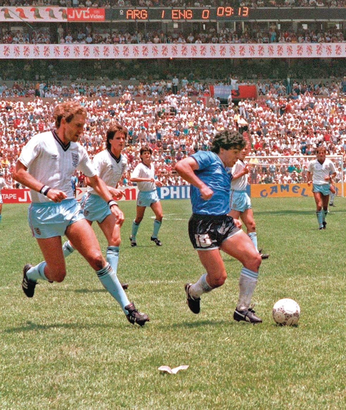 Hace 25 años le ‘cortaron las piernas’ a Maradona