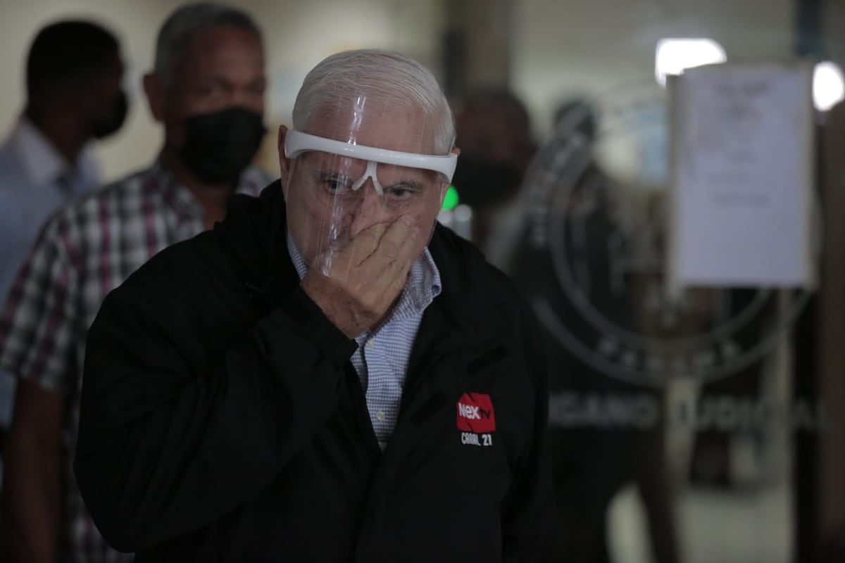 Defensa de Martinelli contrainterroga a Balbina Herrera en el caso de pinchazos telefónicos