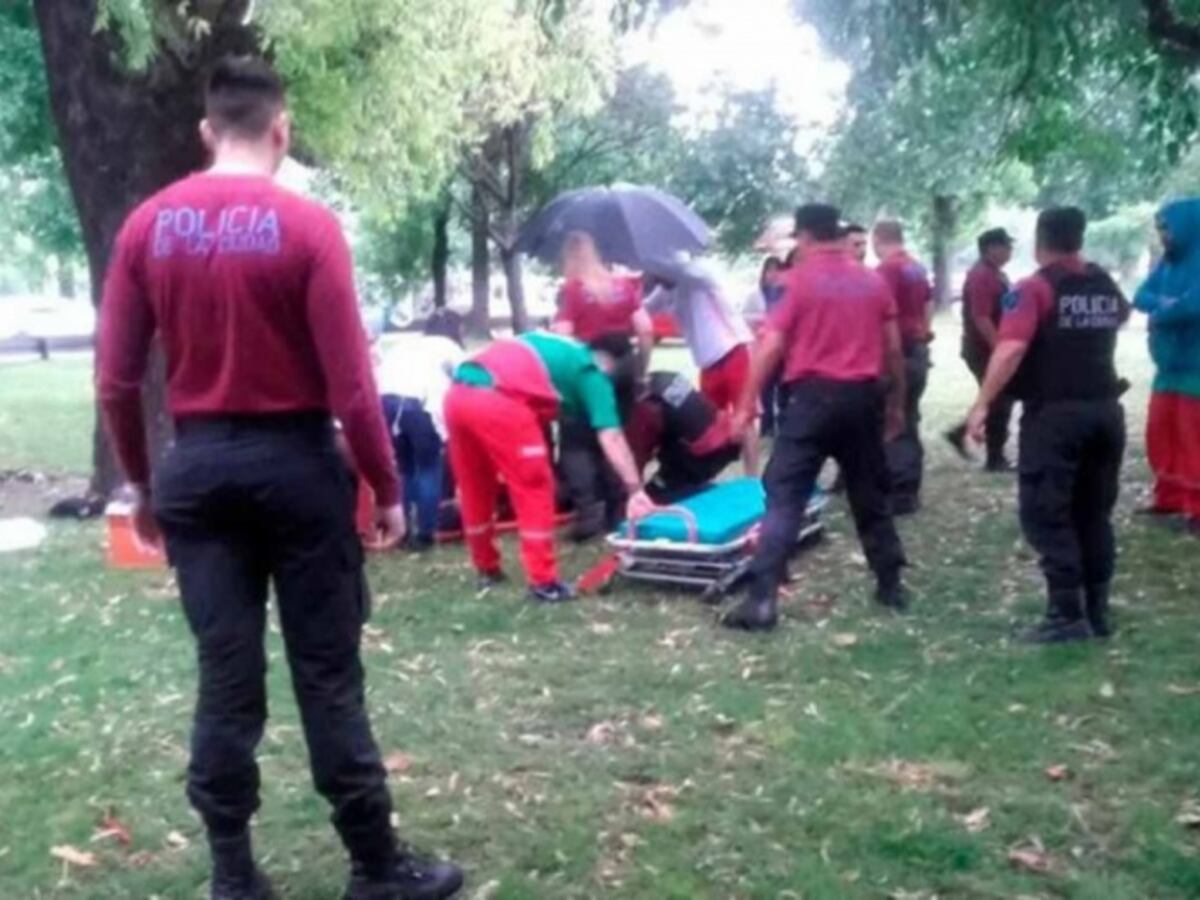 Mujer pierde la vida tras ser alcanzada por un rayo