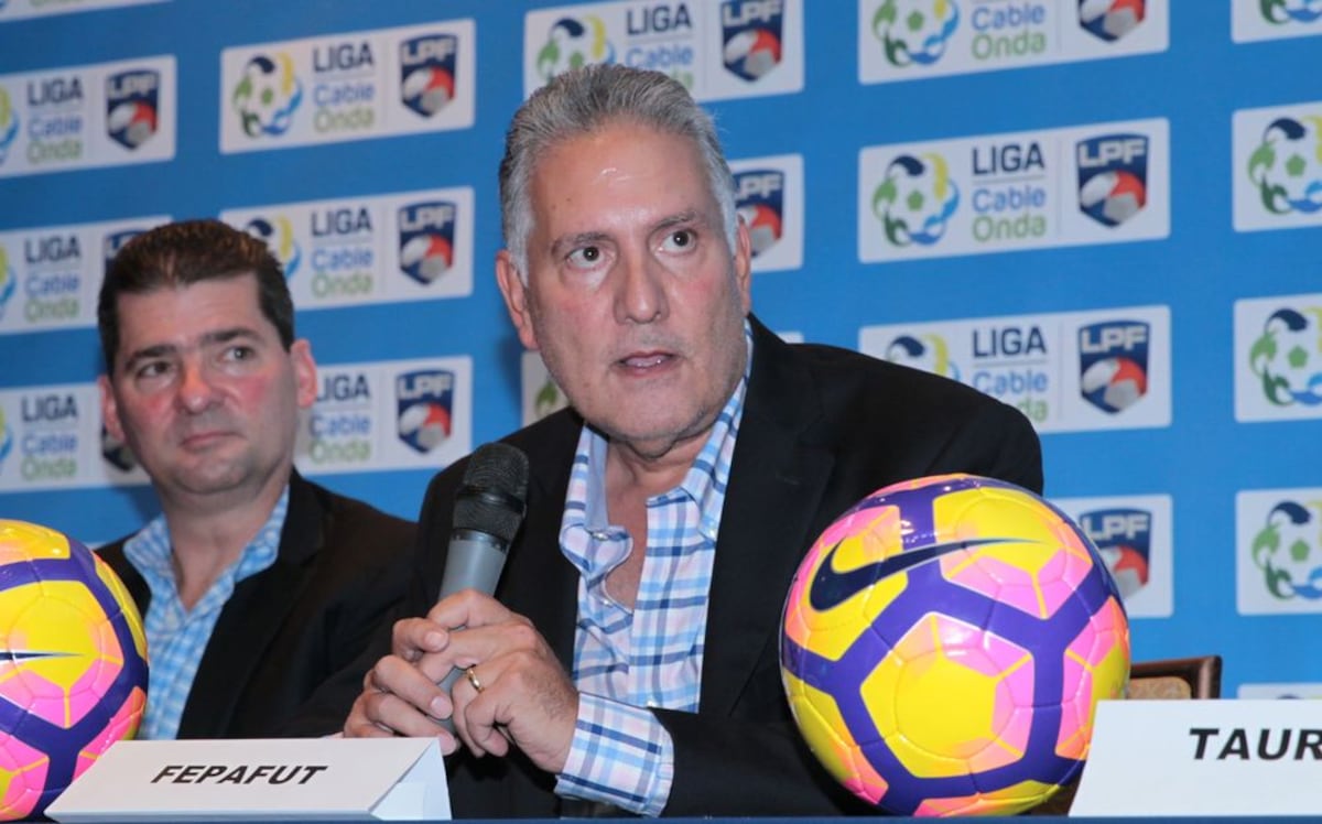 Vicepresidente de Fepafut presenta renuncia antes de Rusia; Chaluja reacciona