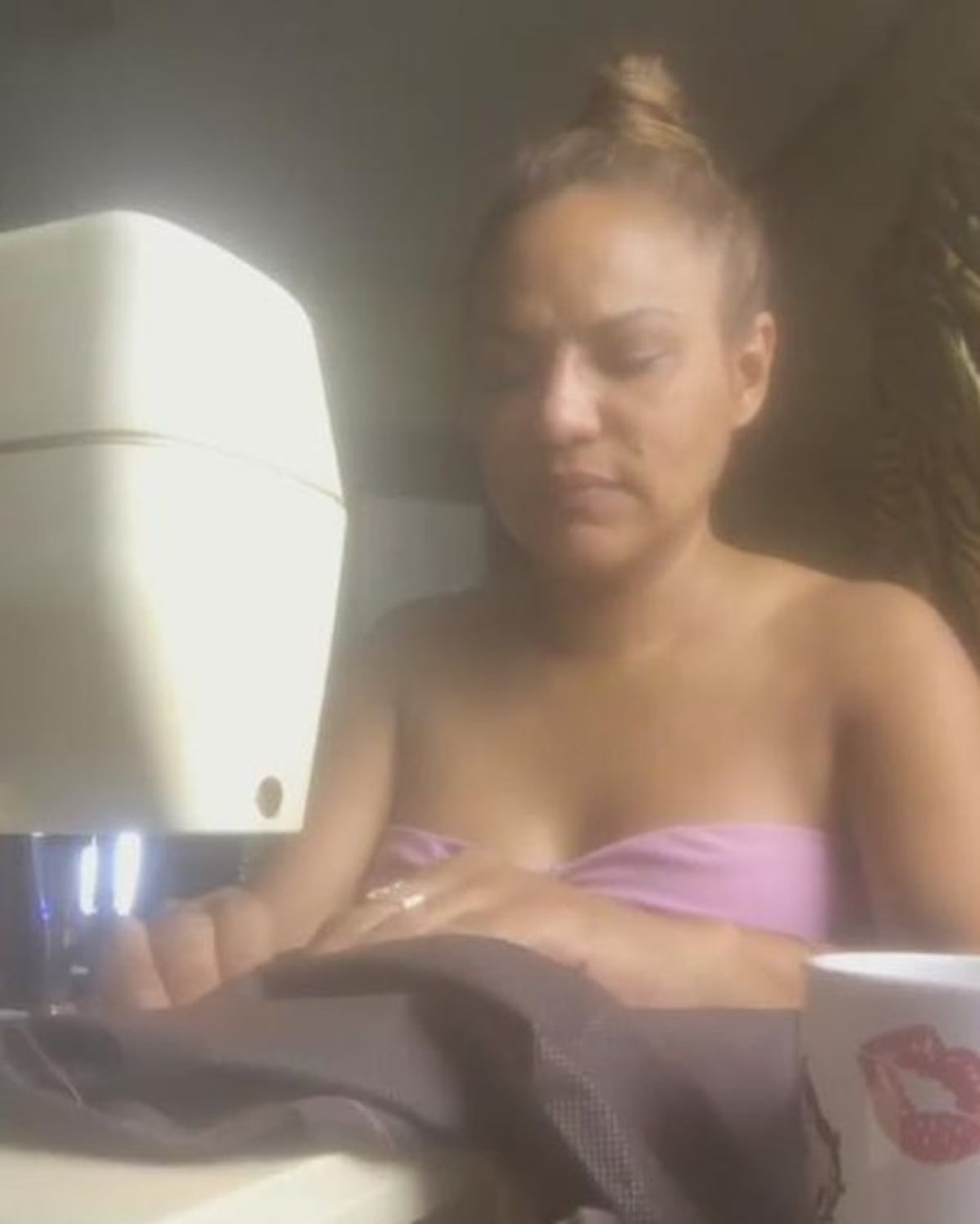 'UN DÍA CASI ME MATA MAMÁ': Sandra confiesa qué hacía con las tusas