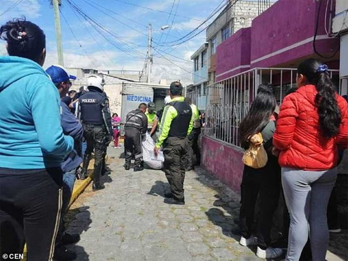 Caen desde balcón mientras tenían intimidad y mueren