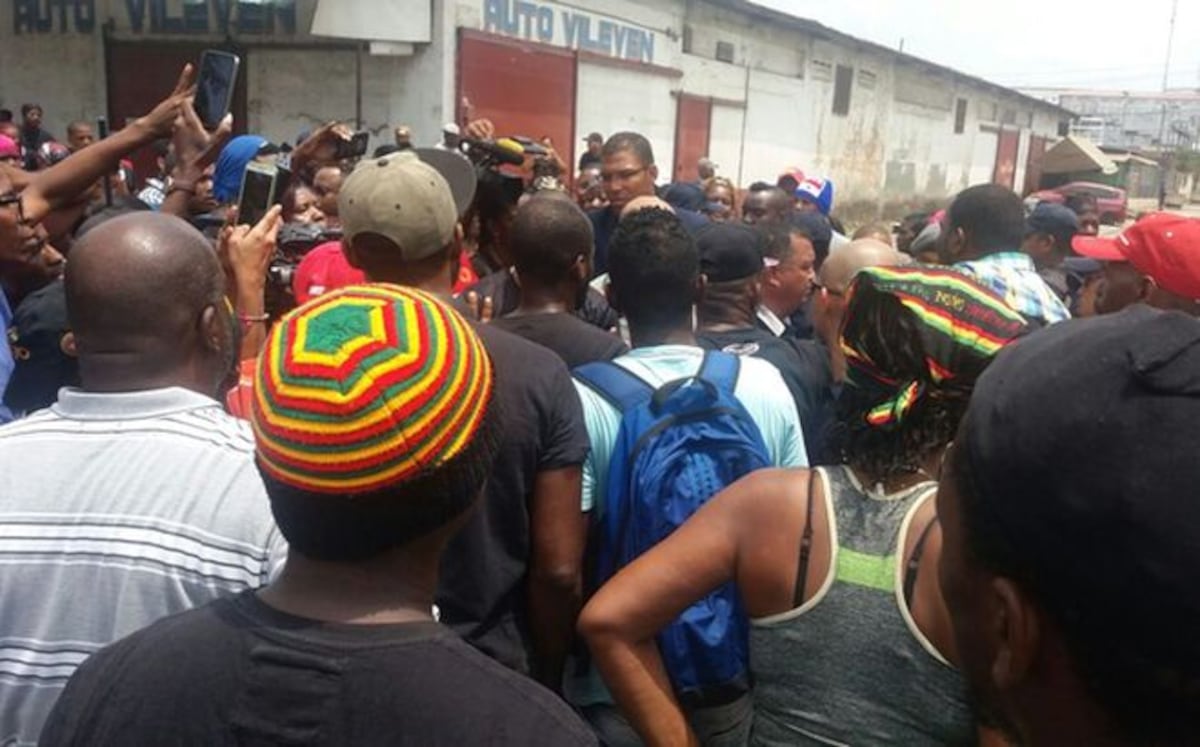 ¡ESTO SE DESCONTROLÓ! Huelgan general en Colón se extiende 24 horas más 