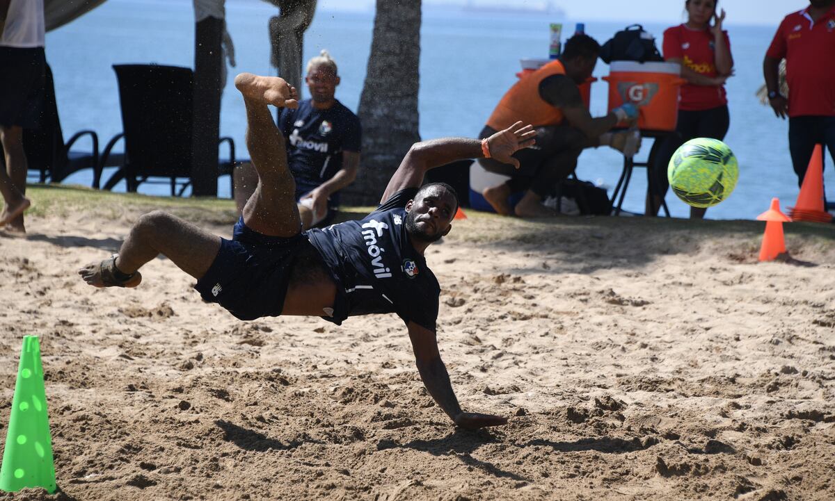 Llamado a trabajar para la Selección de Fútbol Playa