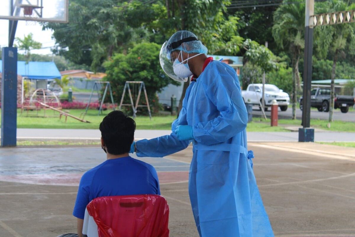 Panamá supera los 13 mil casos activos de covid