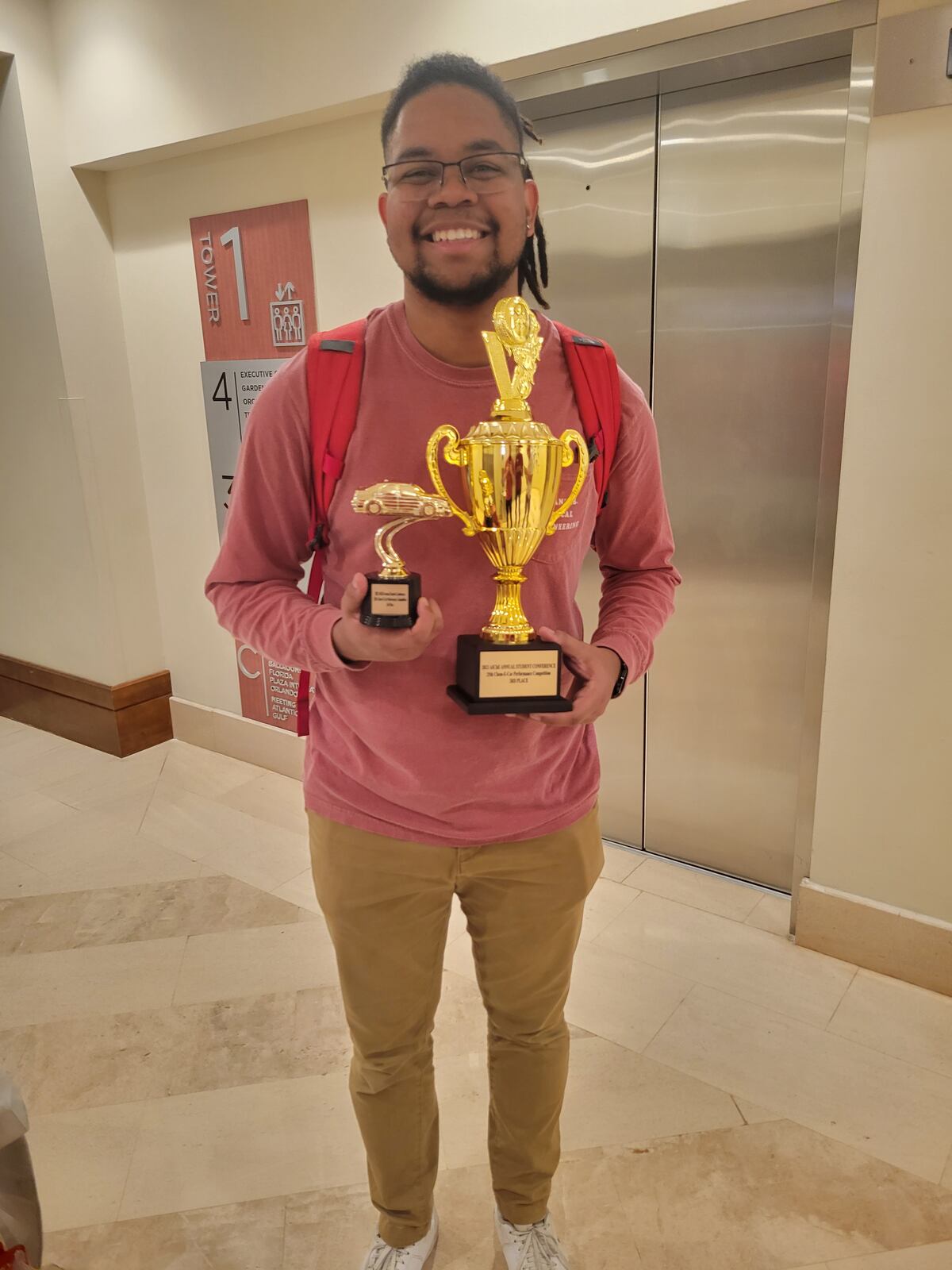 Chiricano gana tercer lugar en competencia internacional de ingeniería química en EE. UU.