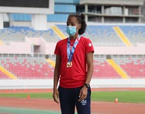 Nathalee Aranda cuenta cómo se bañó de oro en Costa Rica, pese a que no la querían dejar competir