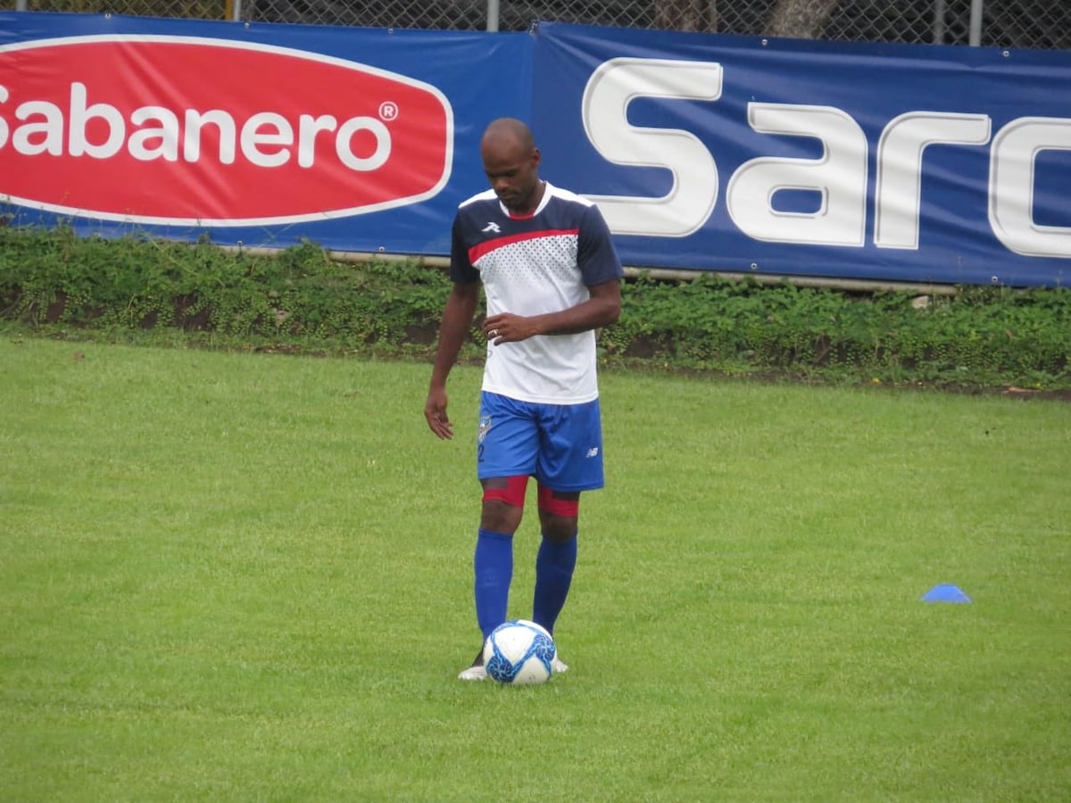 ‘Me lastima’: Adolfo Machado sobre el portazo que le dio Saprissa