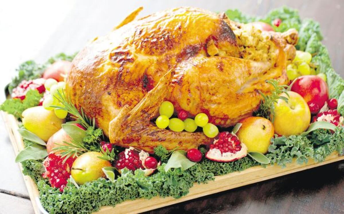 BUSCA TU PAVO. Mi Diario y Tzanetatos te alegran estas fiestas de fin de año