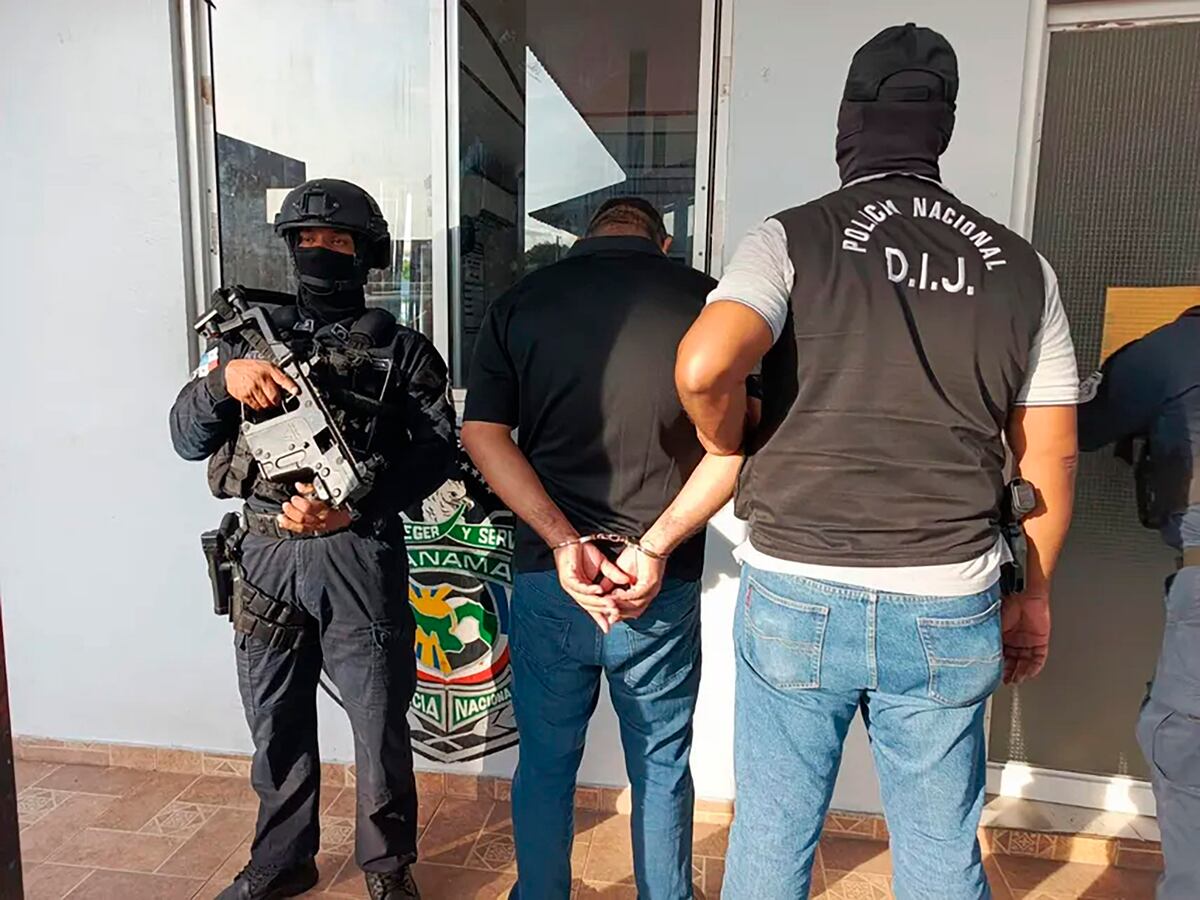 Desarticulan red que estafaba con venta fraudulenta de autos reposesionados