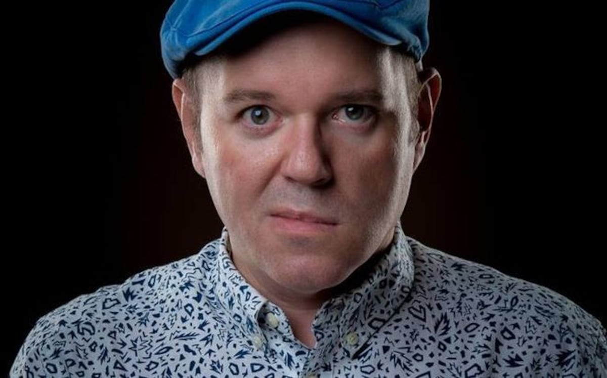 Presentador de TV Alex Medela confirma que sufre parálisis facial