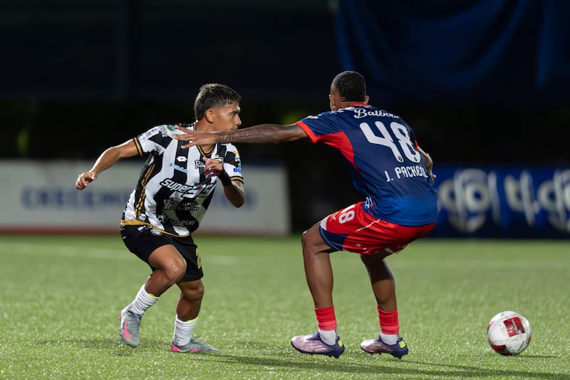 ¡Ardiente clasicazo! El Clásico Nacional promete sacar chispas