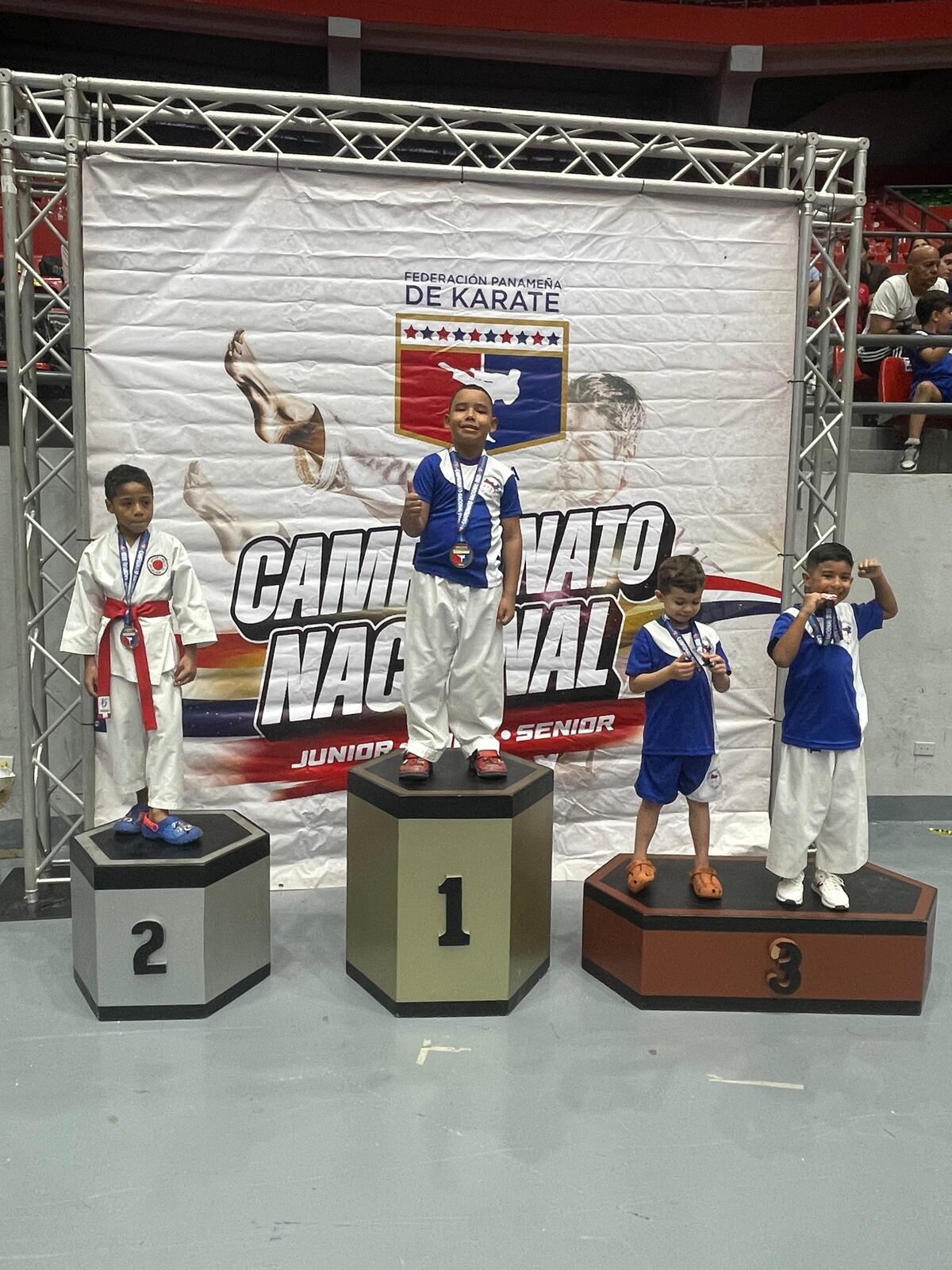 ¡Carlos Valdés, la promesa del karate panameño! Campeón nacional en Kumite