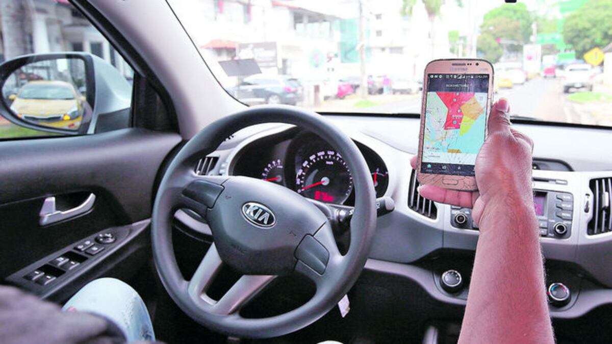 Uber vuelve a cobrar en efectivo y ahora se expande hasta Chiriquí