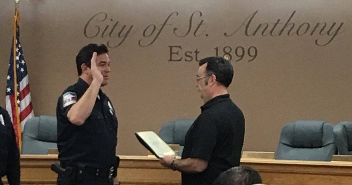 El Superman se quita la capa y se transforma en héroe de verdad al ser Policía