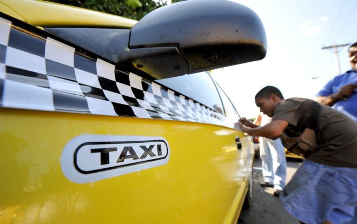 Taxis amarillos autorizados podrán recoger pasajeros en Aeropuerto de Tocumen