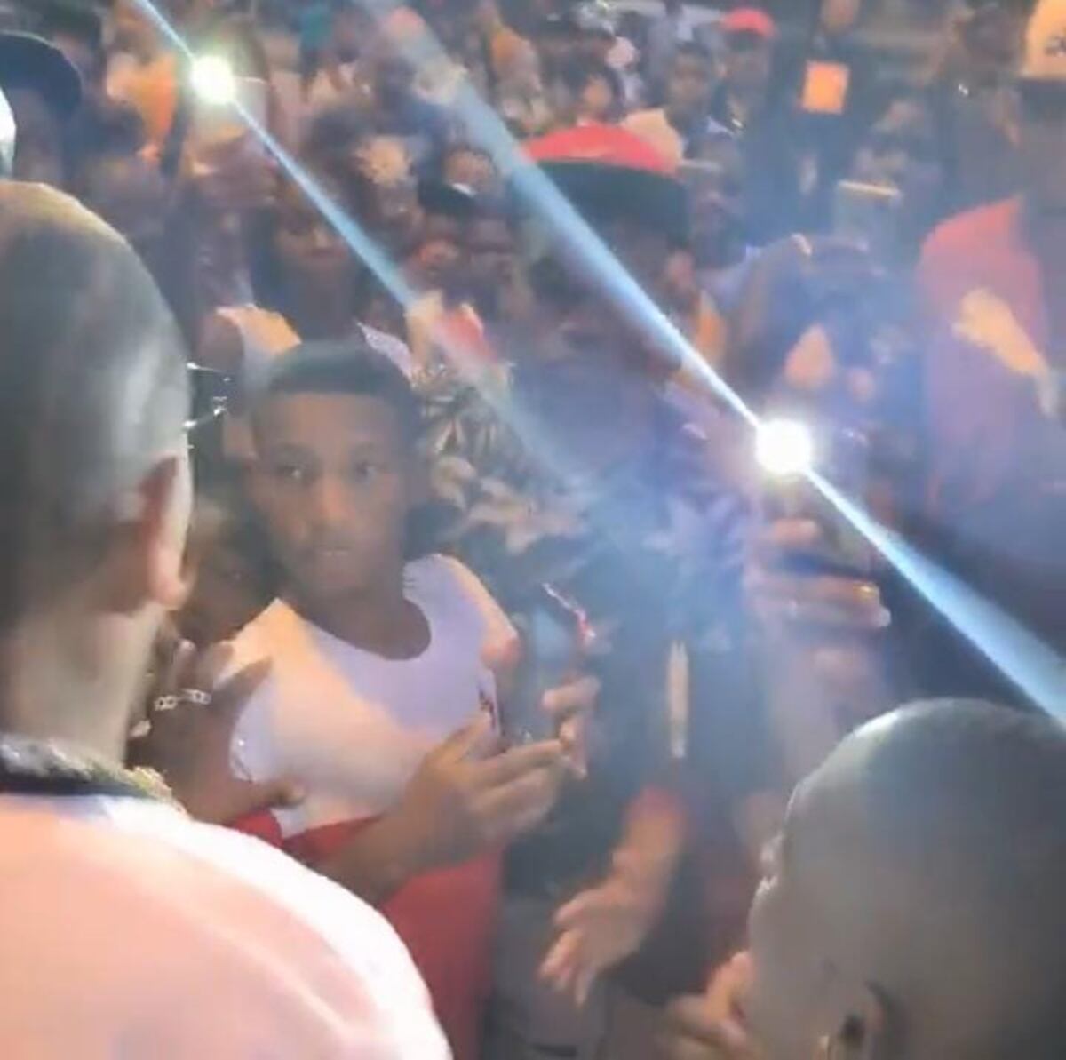 No inventen. A Japanese le hicieron homenaje en Colombia y no hubo balacera