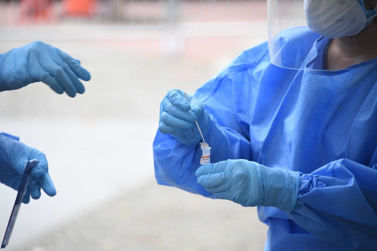 Centros de vacunación y de hisopados, abiertos este domingo ante incrementos de casos de covid-19