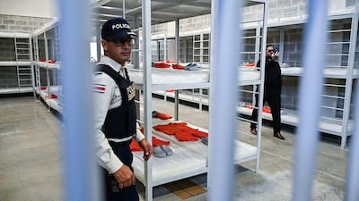 Costa Rica sigue los pasos de Bukele e inaugura megacárcel para 5 mil 100 presos